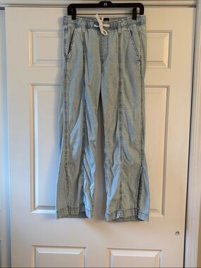 GAP Wide-Leg Drawstring Jeans